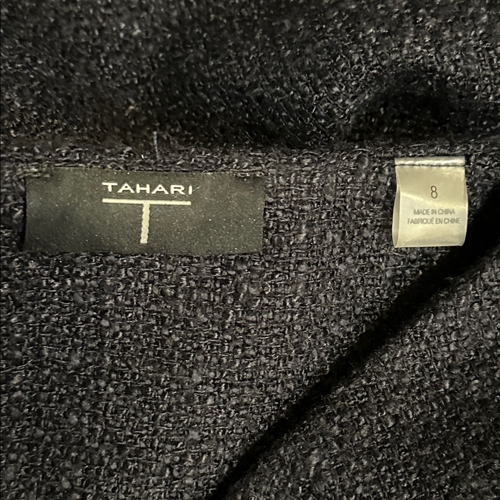 Tahari Navy Cropped Textured Women's Blazer with Gold Buttons, Size 8. - Picture 2 of 8